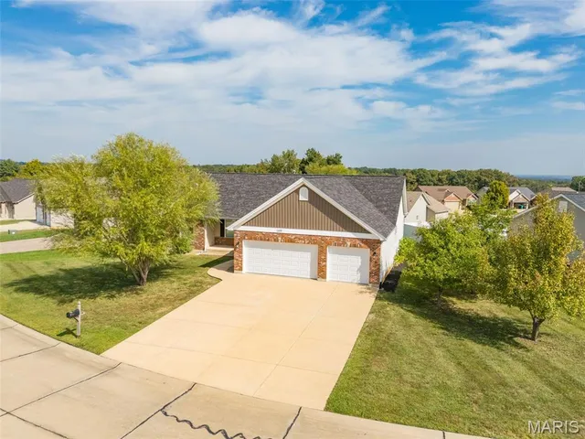 $409,900 | 1299 Riesling Lane, Pevely, MO 63070