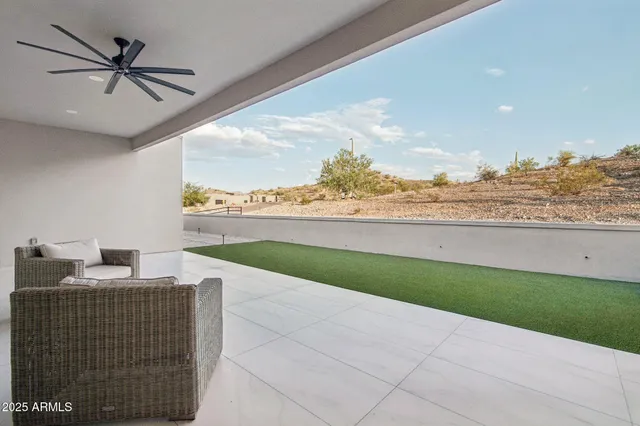 a view of a terrace with sky view
