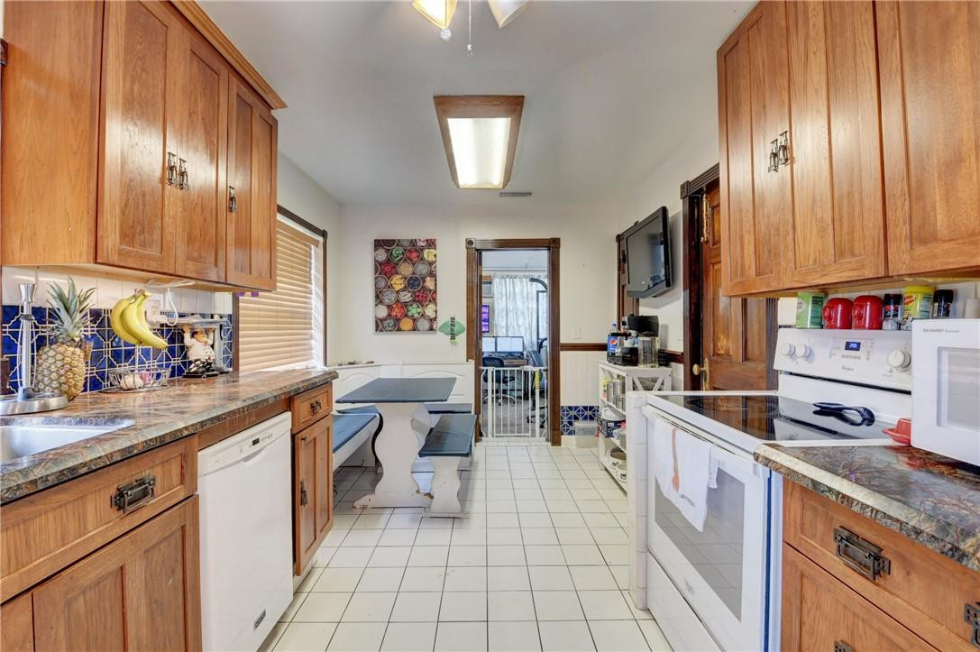 22225 Southwest 58th Avenue Boca Raton, FL 33428 - Photo 4 of 39 Photo 4
