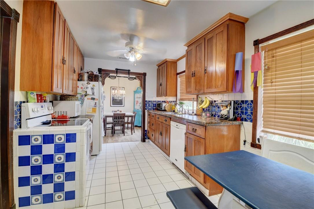 22225 Southwest 58th Avenue Boca Raton, FL 33428 - Photo 5 of 39 Photo 5