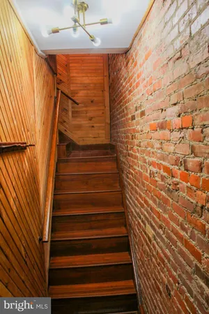 a view of entryway