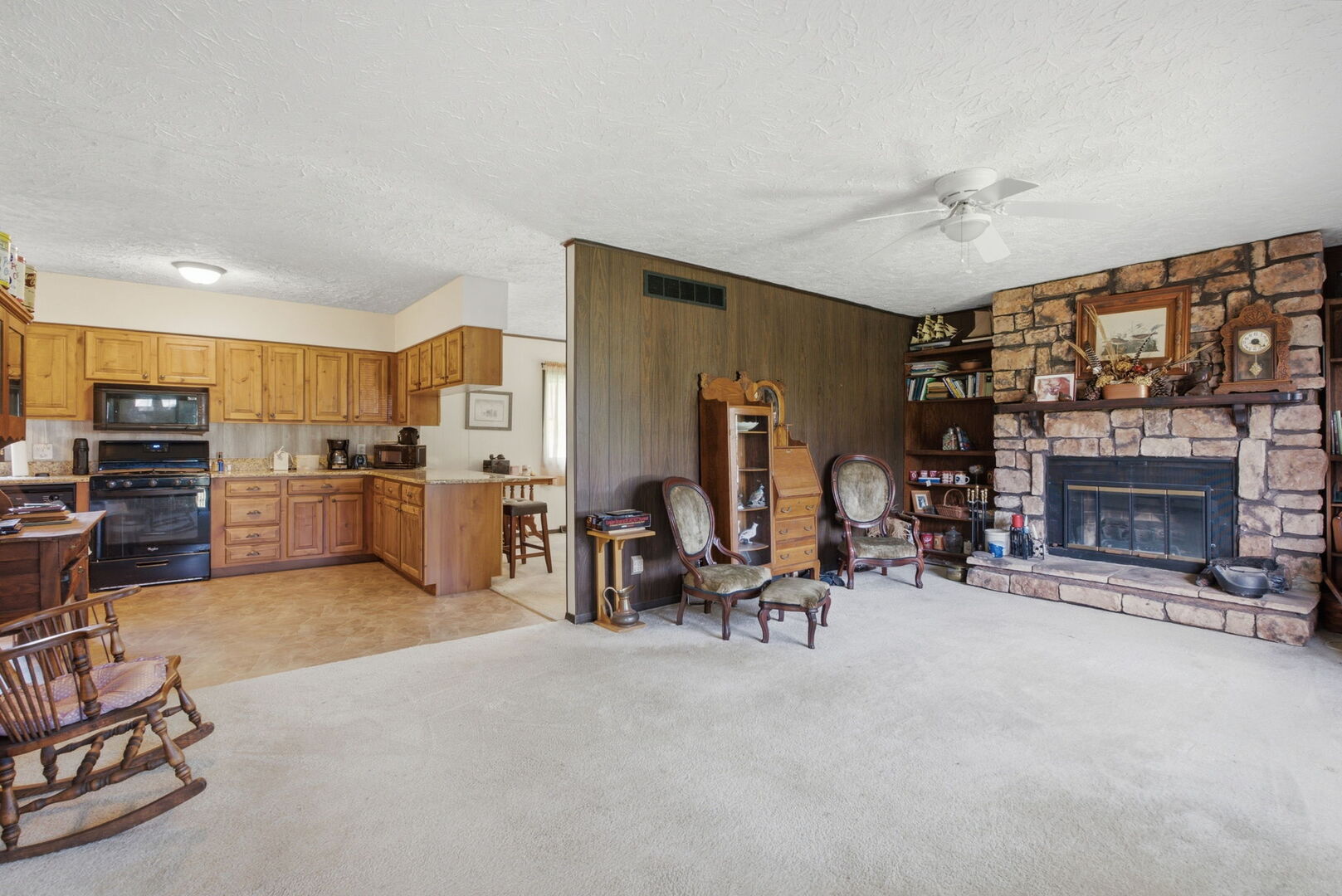 2017 Colona Road Silvis, IL 61282 - Photo 24 of 31