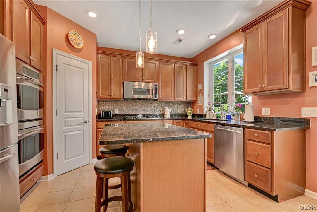 1657 Thorndale Road Breinigsville, PA 18031 - Photo 16 of 50 Gallery Image 16