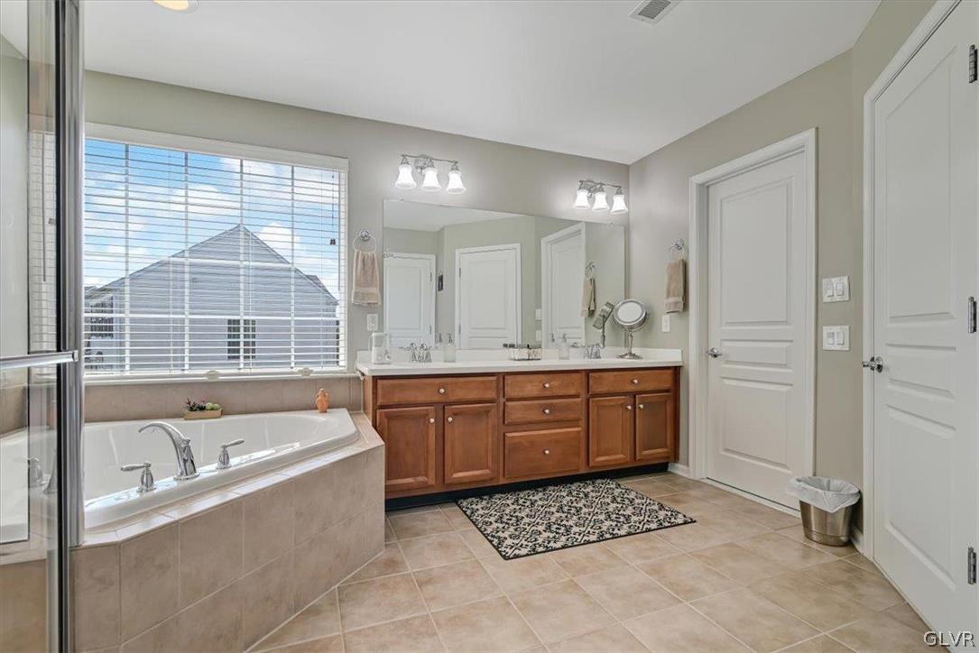 1657 Thorndale Road Breinigsville, PA 18031 - Photo 32 of 50 Gallery Image 32