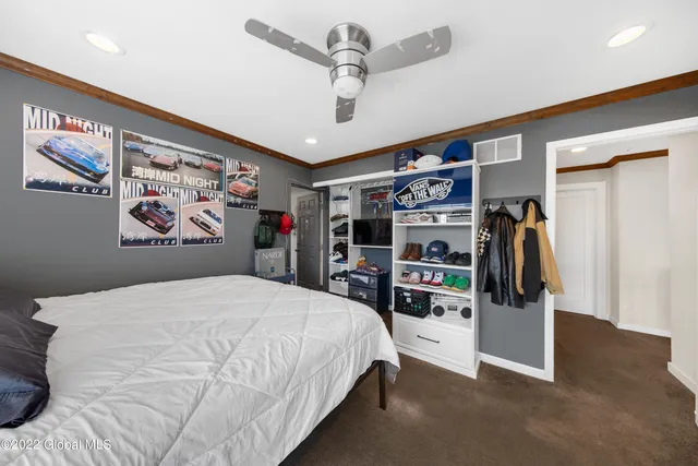 $3,600,000 | 76 Medbury Road, Greenfield, NY 12859