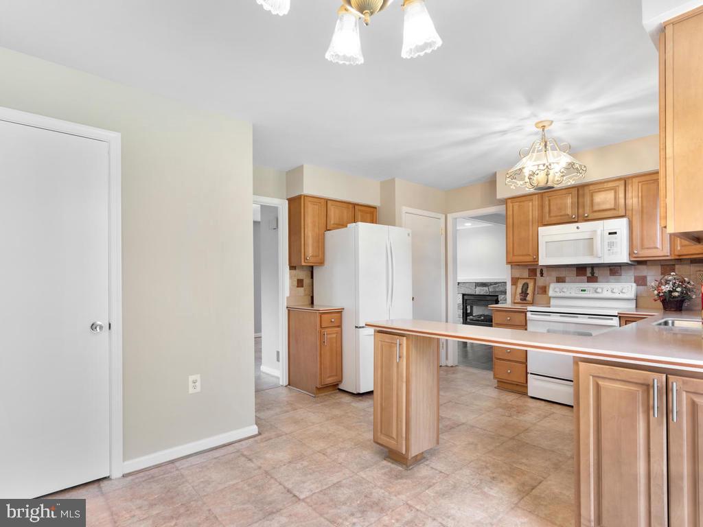 1917 Narrows Lane Silver Spring, MD 20906 - Photo 17 of 48 Gallery Image 17