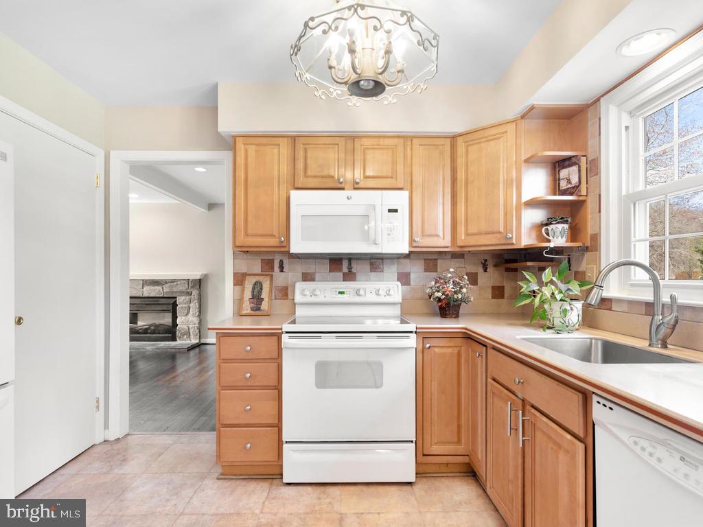 1917 Narrows Lane Silver Spring, MD 20906 - Photo 20 of 48 Gallery Image 20