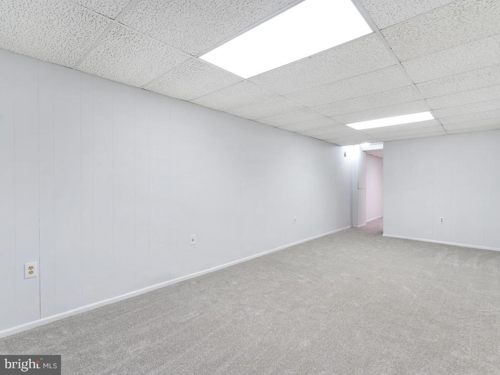 1917 Narrows Lane Silver Spring, MD 20906 - Photo 44 of 48 Gallery Image 44