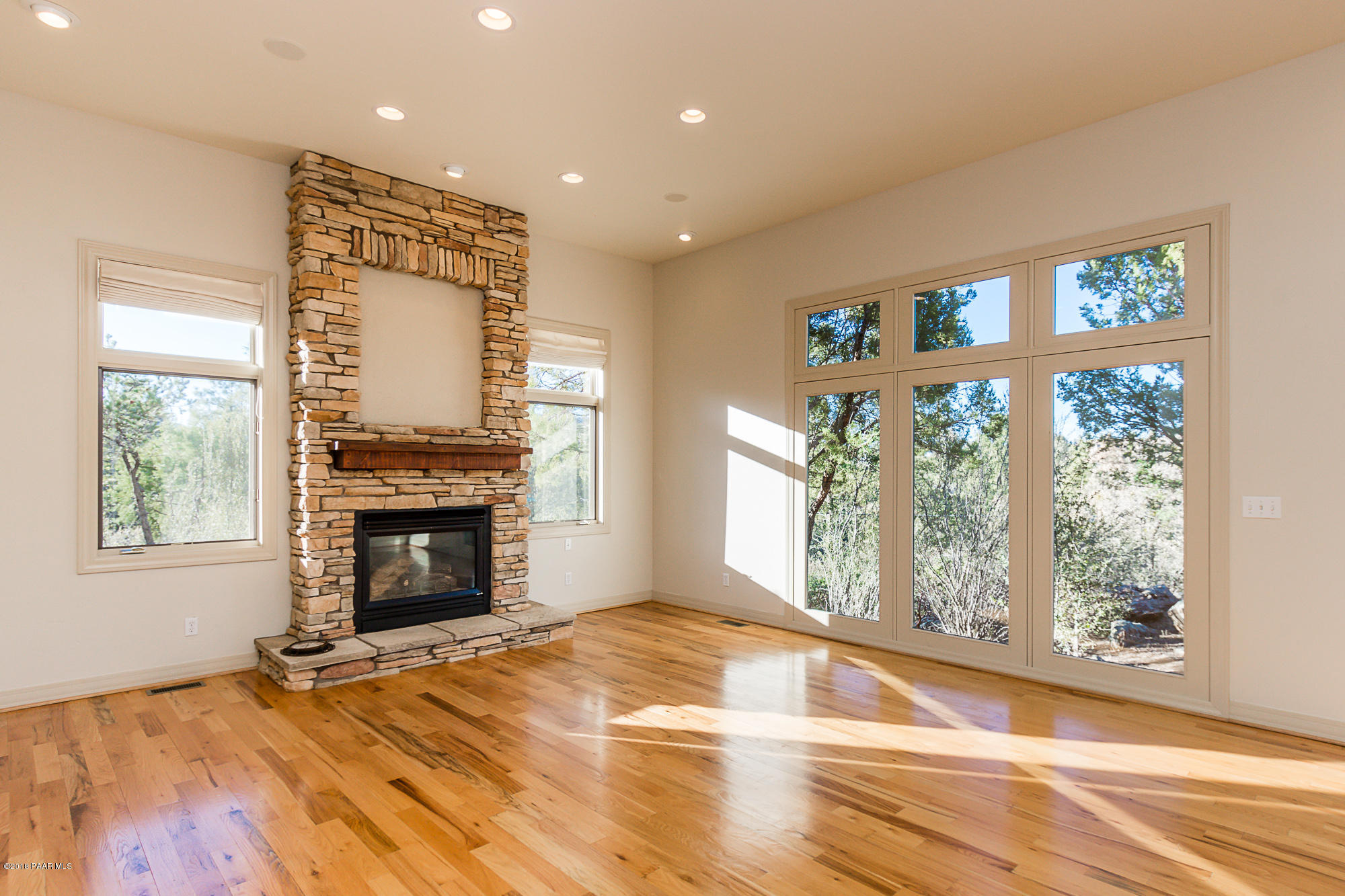48 Rill Road Prescott, AZ 86305 - Photo 22 of 51 Living Room