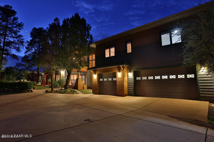 48 Rill Road Prescott, AZ 86305 - Photo 8 of 51 Front Entry Garage