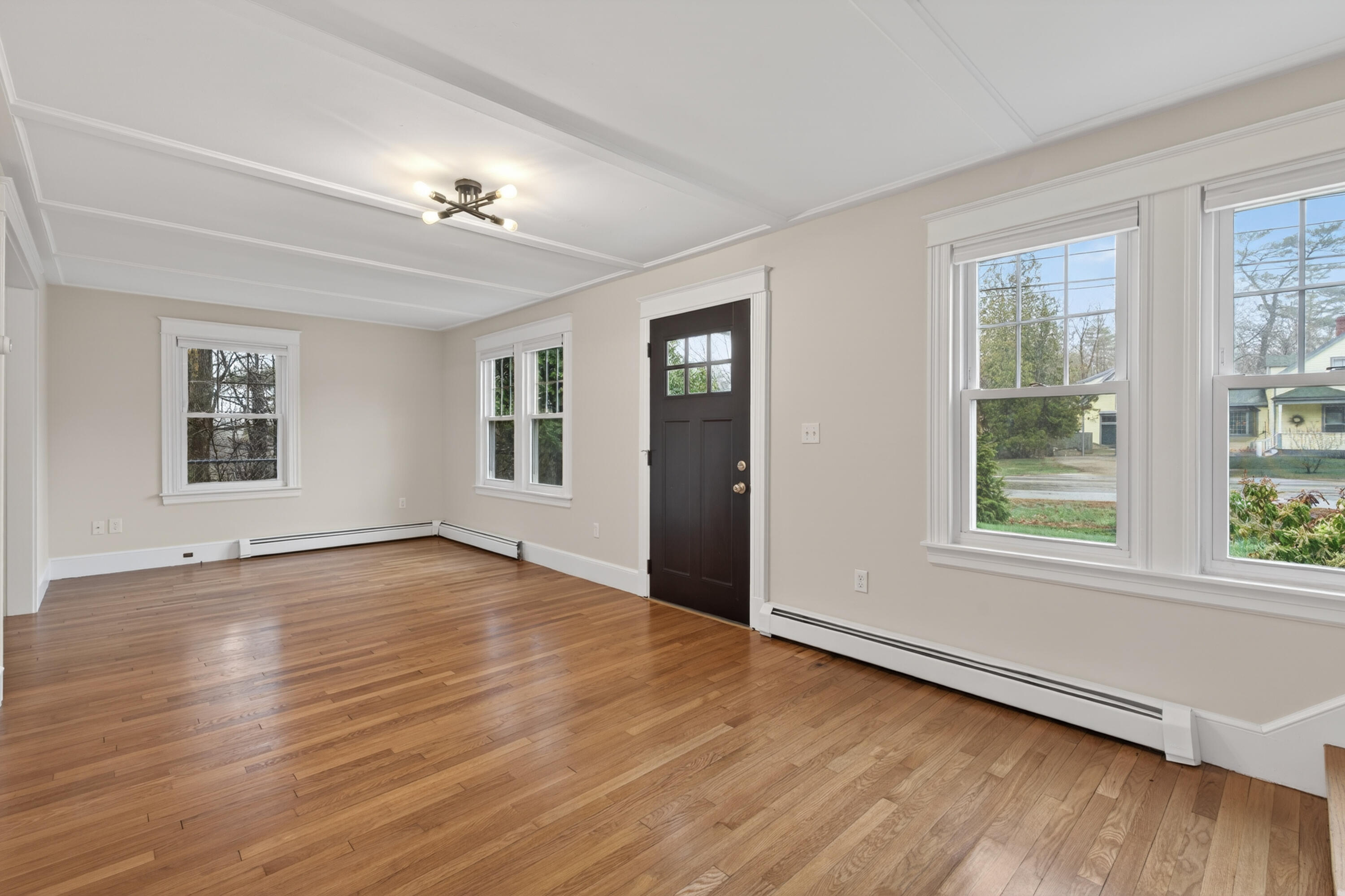 275 Middle Road Falmouth, ME 04105 - Photo 11 of 43 11_275 Middle Rd, _Morneau Studios