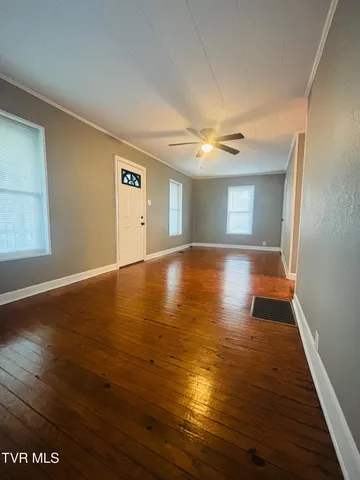 $139,900 | 405 Virginia Avenue Northeast, Wise, VA 24293