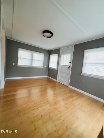 $139,900 | 405 Virginia Avenue Northeast, Wise, VA 24293