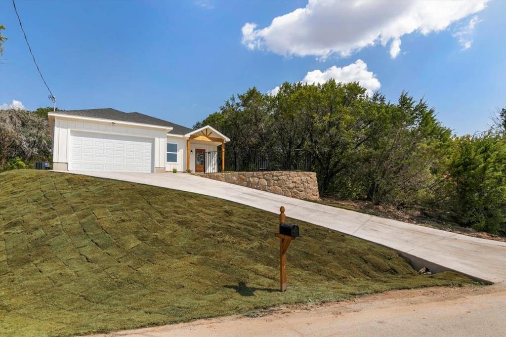 1001 Apache Ridge Road Granbury, TX 76048 - Photo 1 of 37 Gallery Image 1