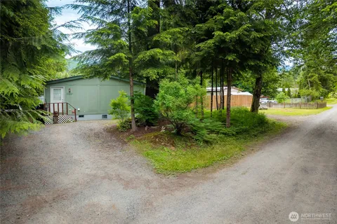 $475,000 | 22221 South Forest Loop Road, Granite Falls, WA 98252