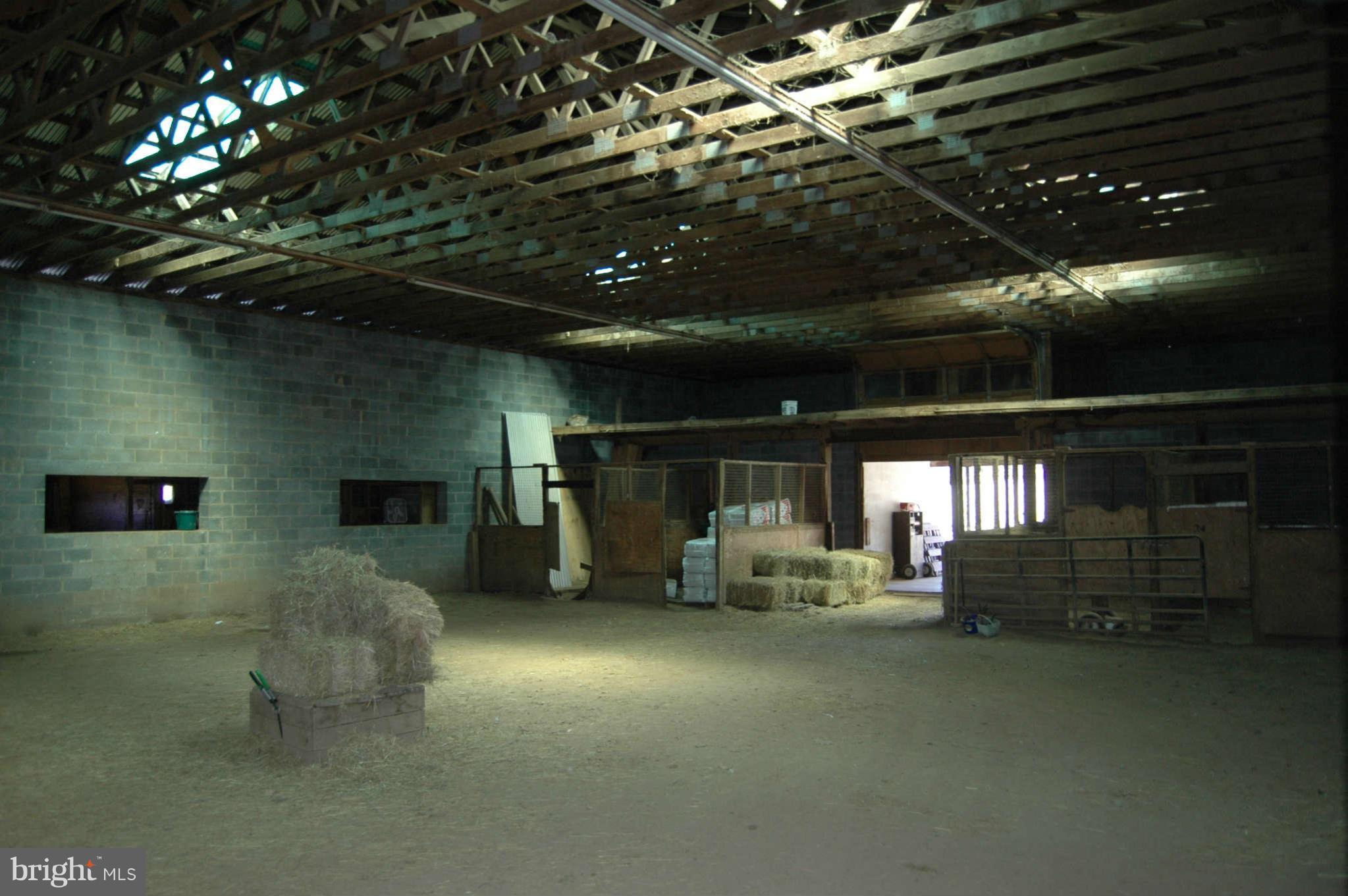 1142 Frogtown Road Bluemont, VA 20135 - Photo 8 of 13 Indoor Arena