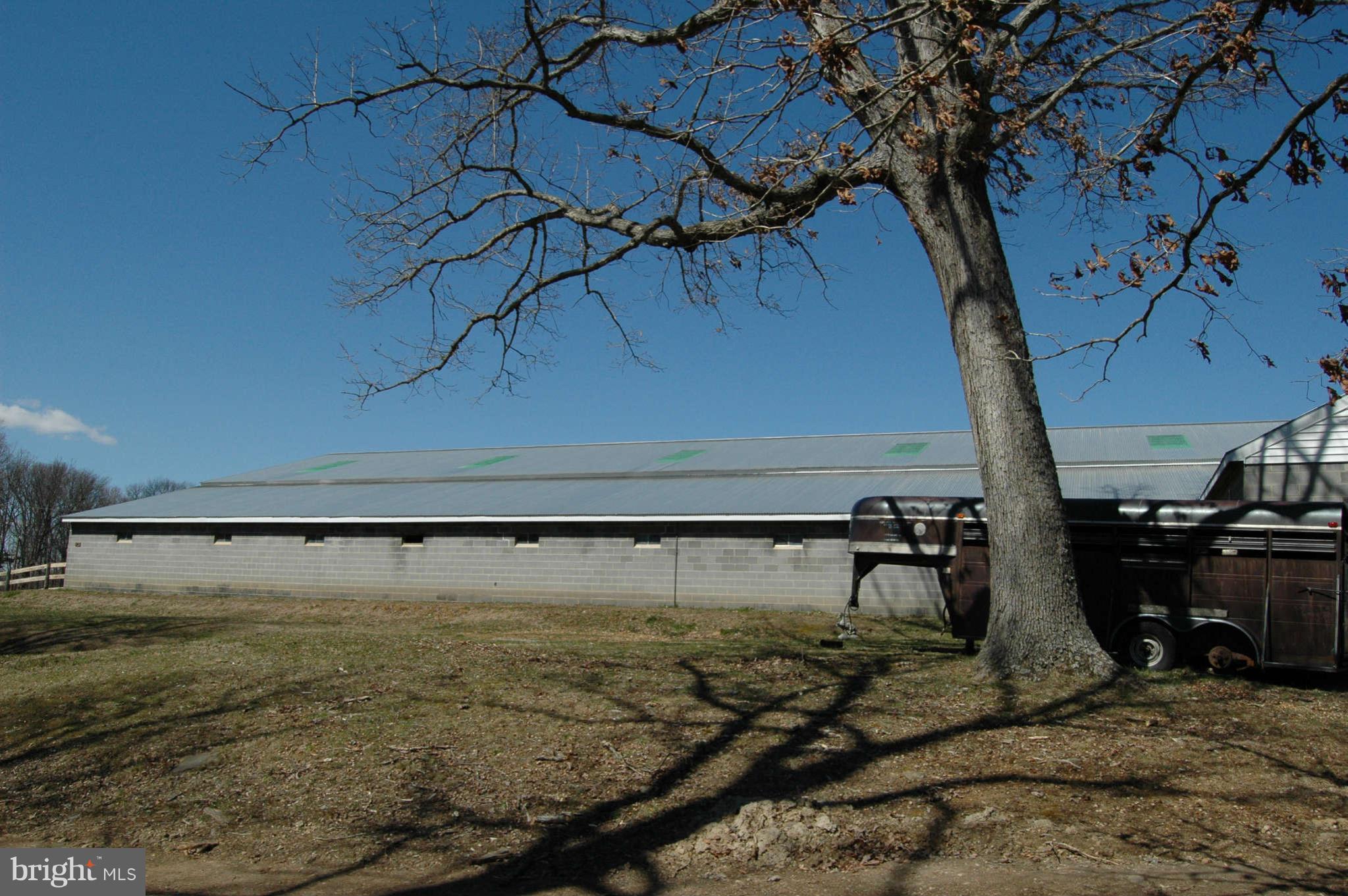 1142 Frogtown Road Bluemont, VA 20135 - Photo 10 of 13 Side View of Indoor Arena