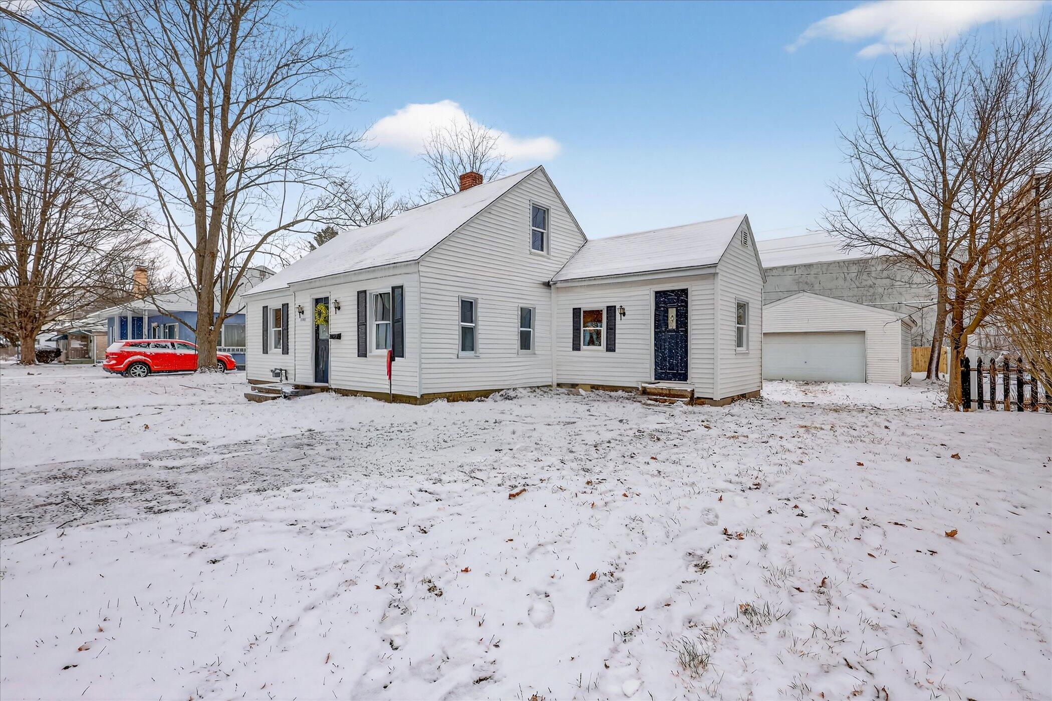 1901 Fulton Street Kalamazoo, MI 49001 - Photo 4 of 34 04-1901 Fulton St Kalamazoo, MI 49001-W