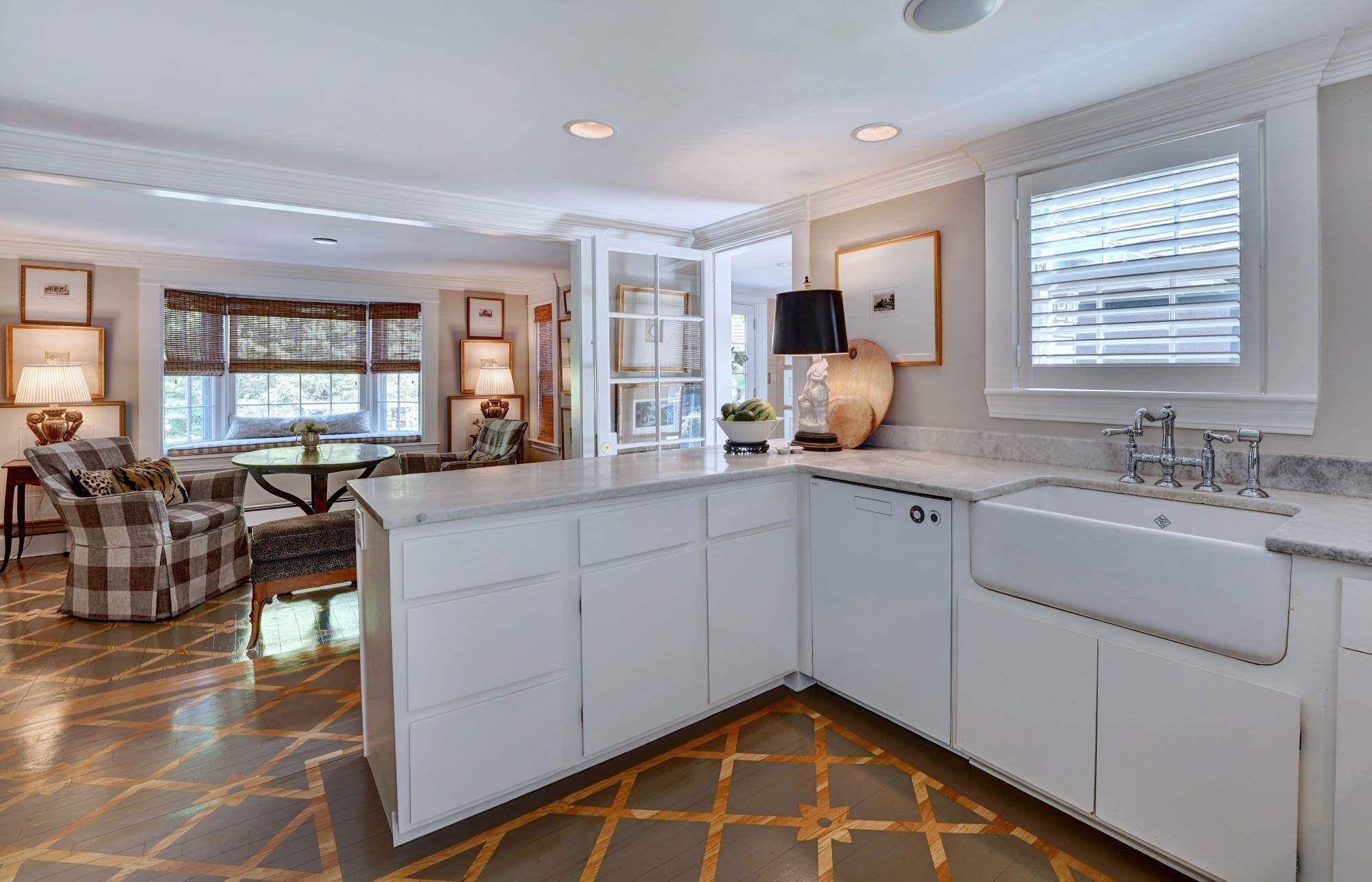 129 Mill Road North Hampton, NH 03862 - Photo 10 of 34