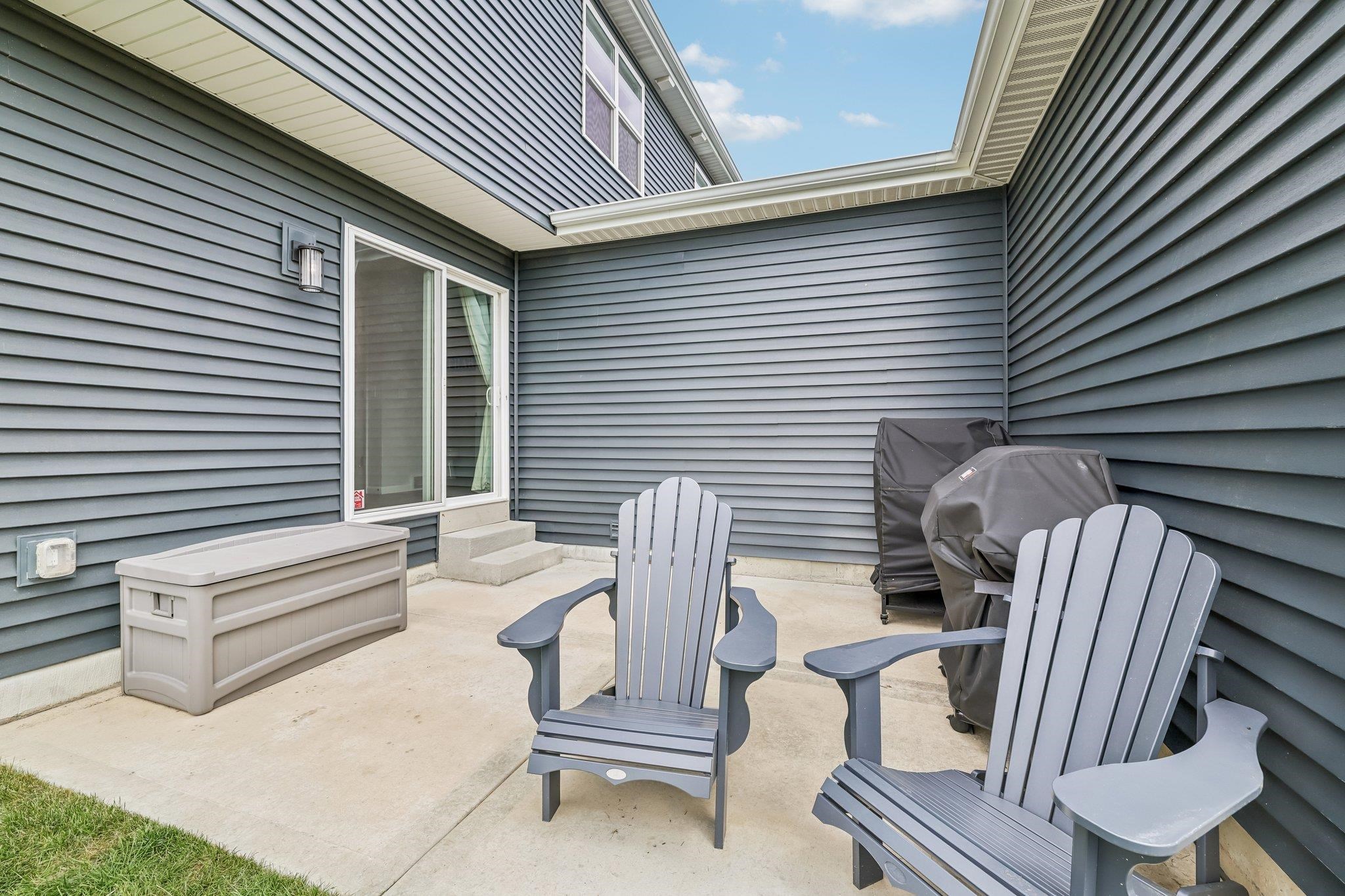 201 North Division Street Waunakee, WI 53597 - Photo 28 of 38