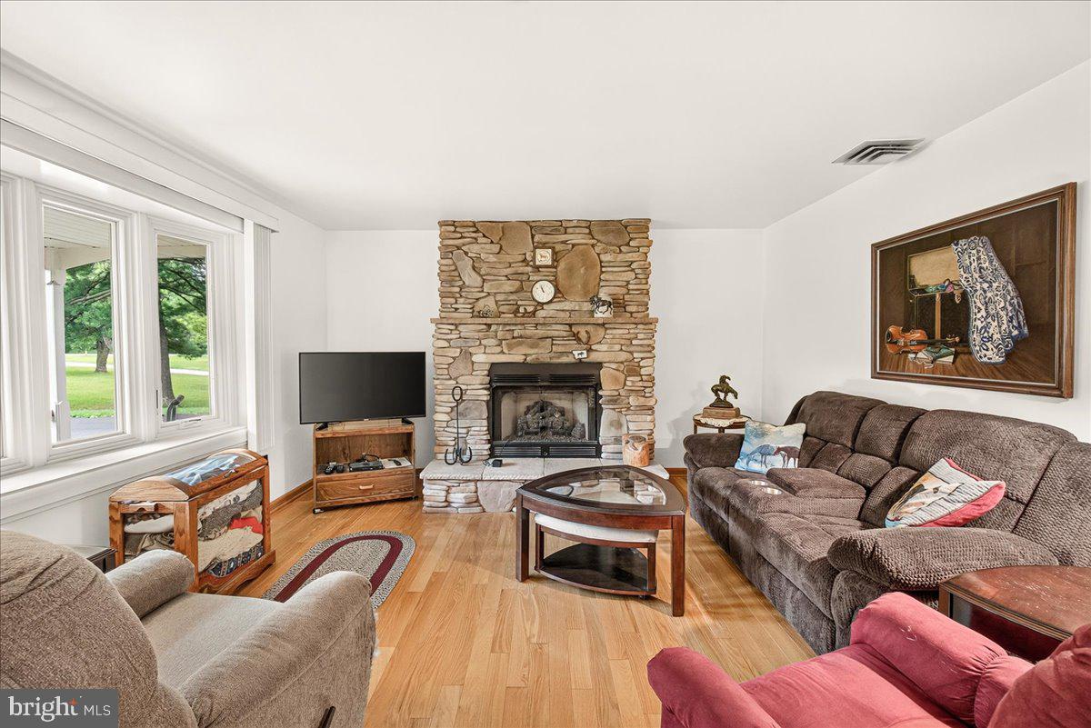 1752 Rohrersville Road Knoxville, MD 21758 - Photo 7 of 64