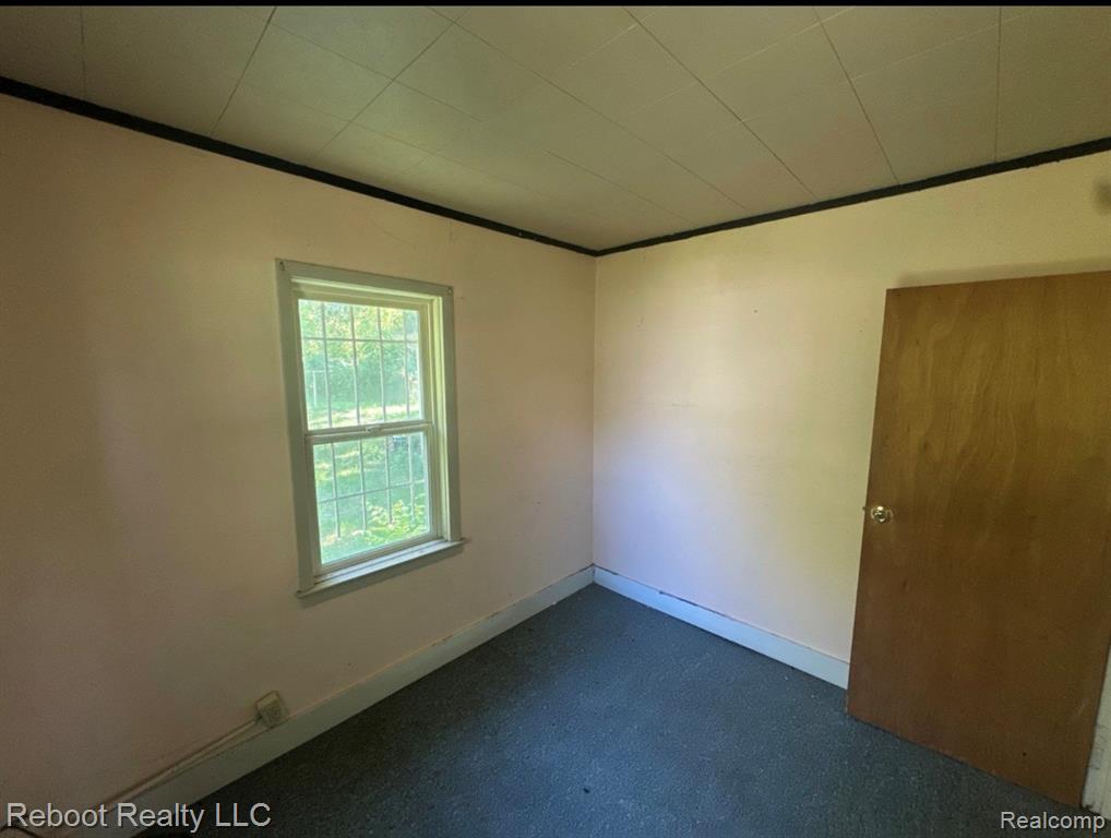 1815 Mack Road Saginaw, MI 48601 - Photo 4 of 10
