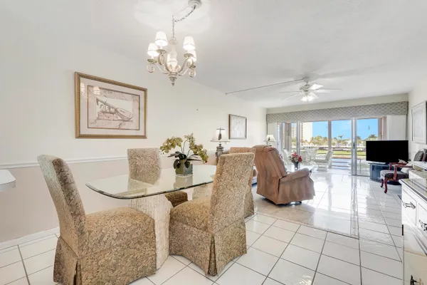 $2,300 | 20 Yacht Club Drive, Unit 312, North Palm Beach, FL 33408