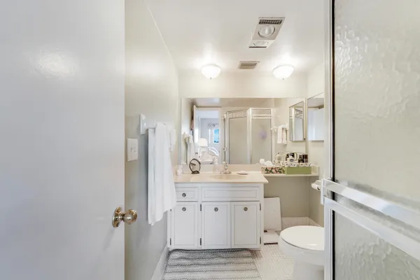 $2,300 | 20 Yacht Club Drive, Unit 312, North Palm Beach, FL 33408