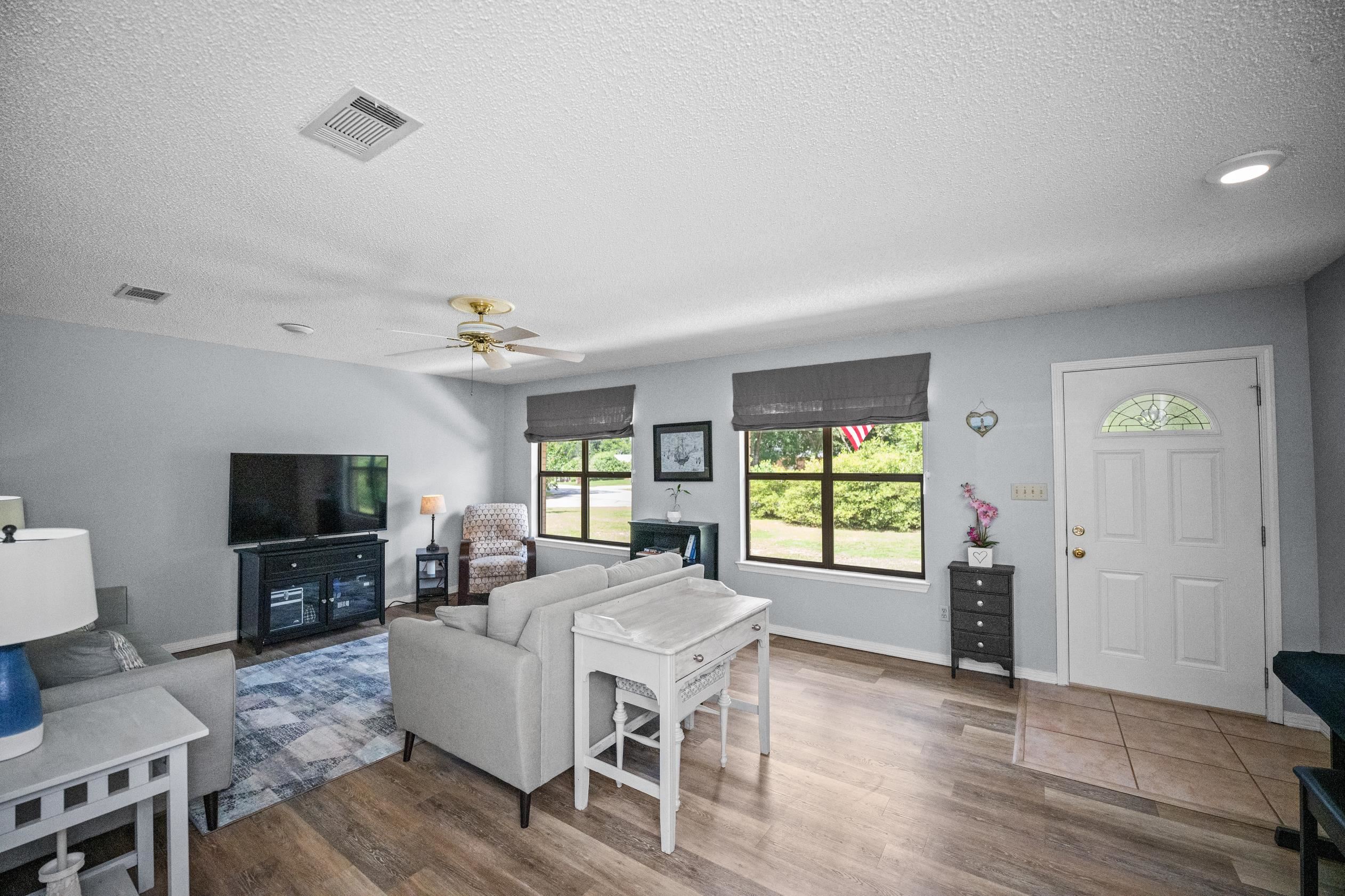 2777 Santa Rosa Circle Lillian, AL 36549 - Photo 5 of 33
