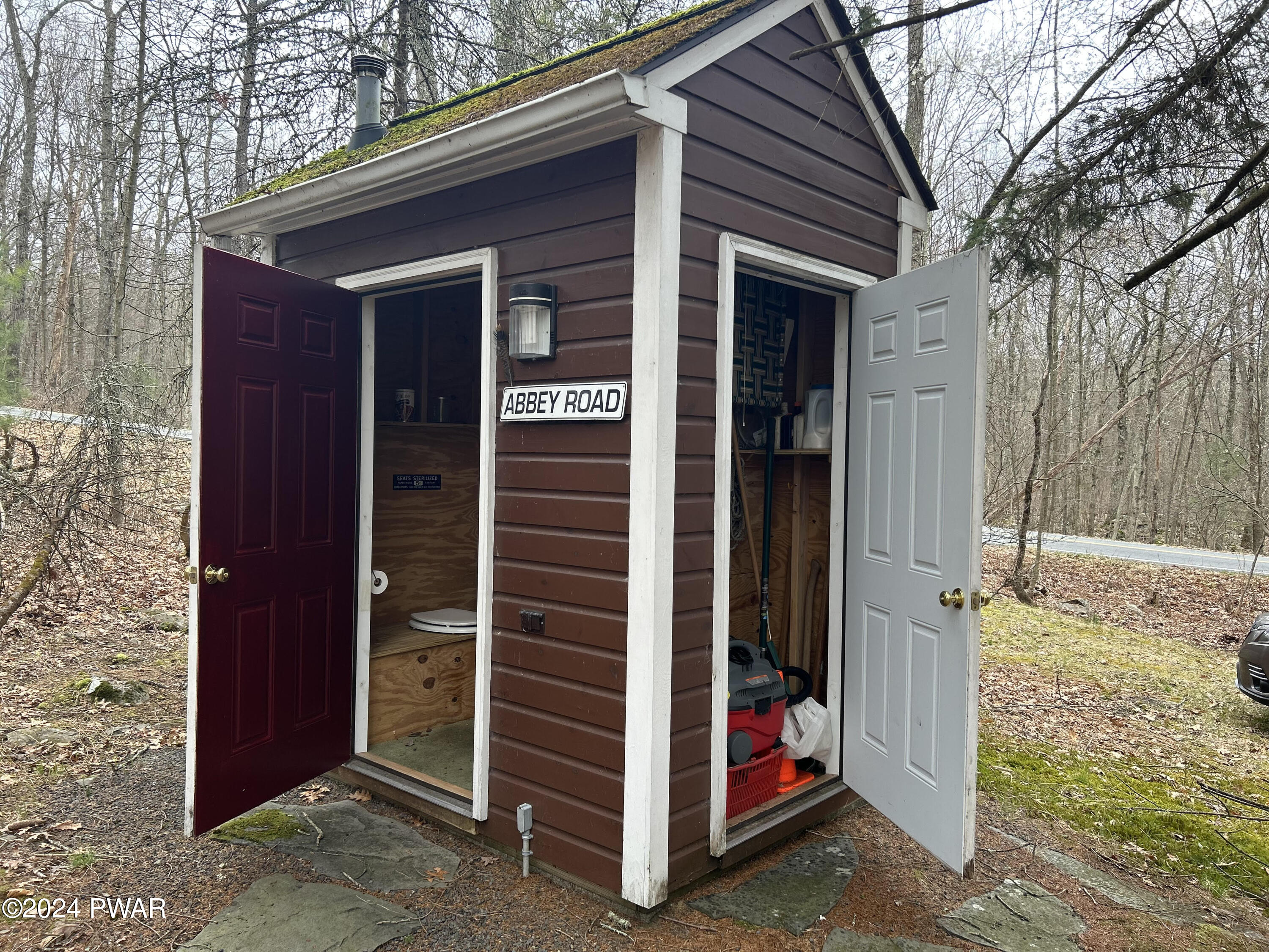 118 Brewster Road Dingmans Ferry, PA 18328 - Photo 6 of 23
