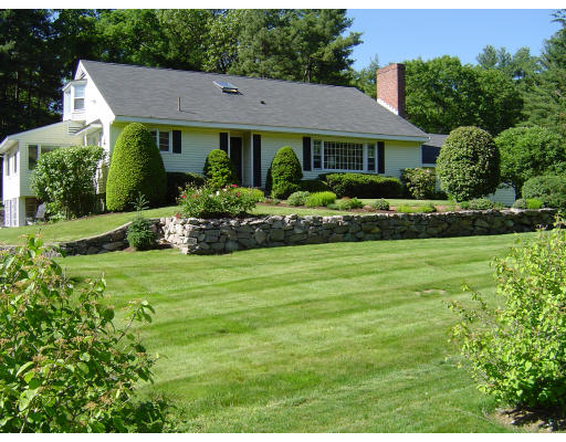 45 Walpole Street Dover, MA 02030 - Photo 1 of 4 Gallery Image 1