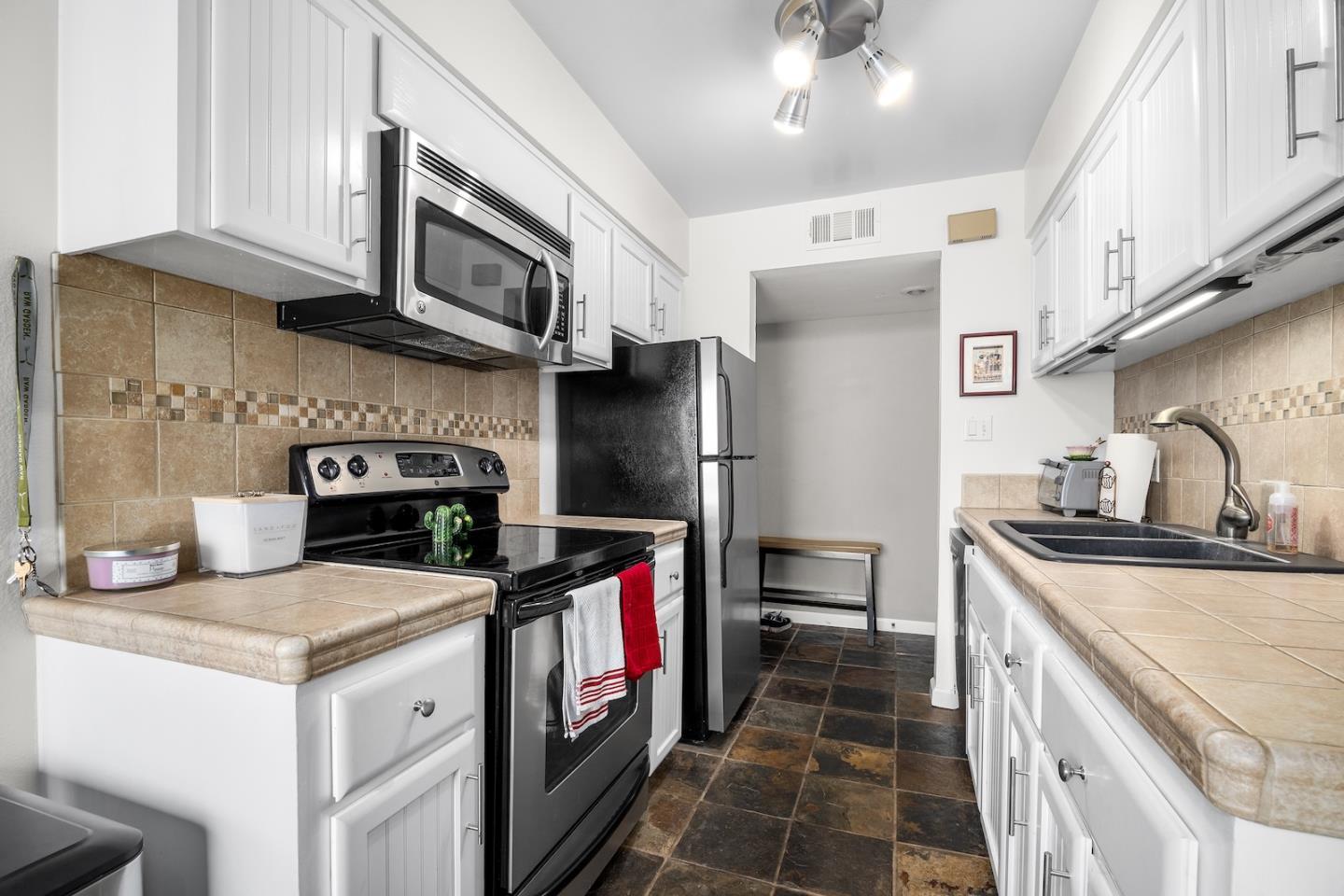 1925 46th Avenue, Unit 60 Capitola, CA 95010 - Photo 10 of 28