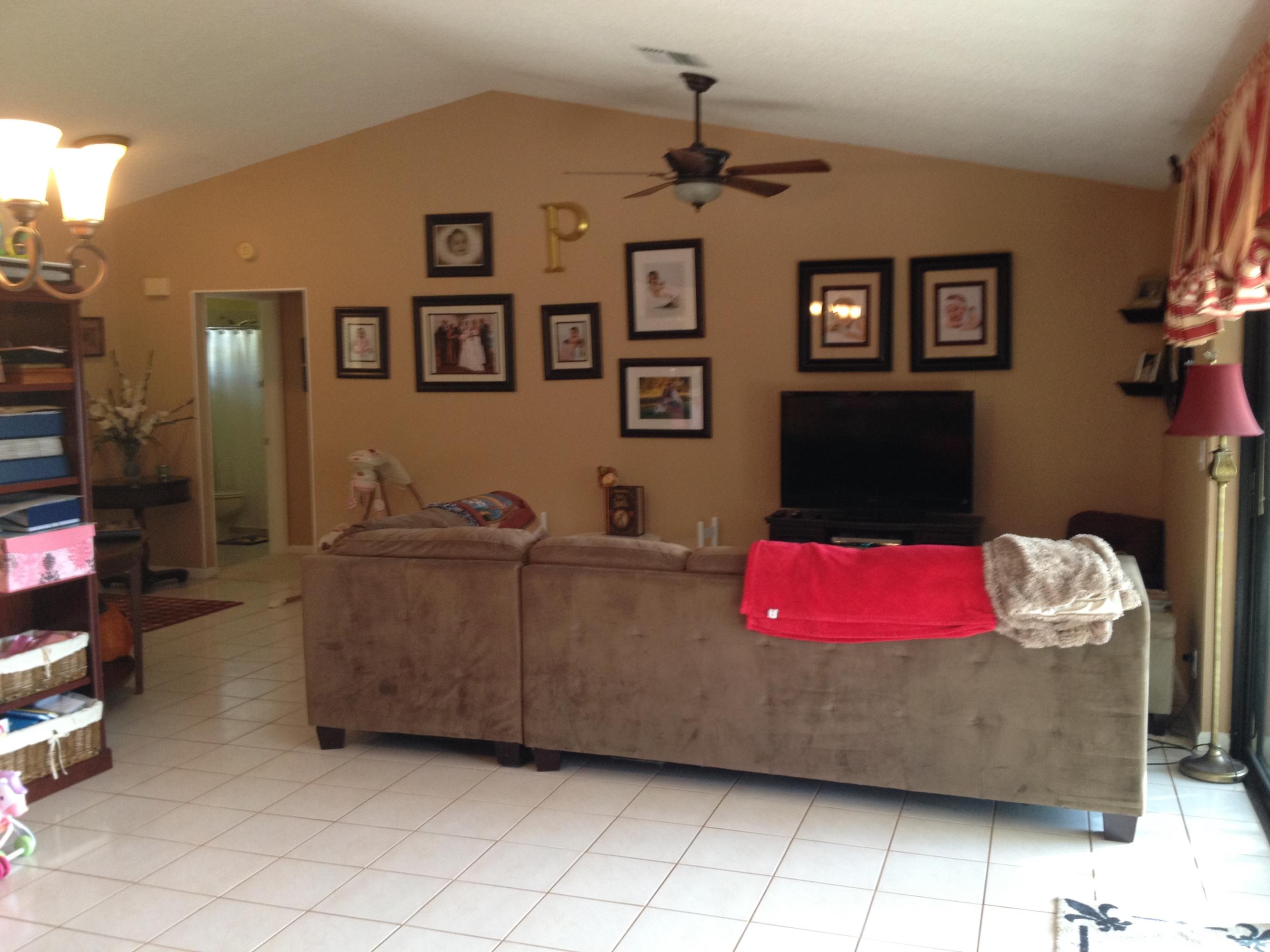 8029 West Country Club Boulevard Boca Raton, FL 33487 - Photo 6 of 28 Living Room 1