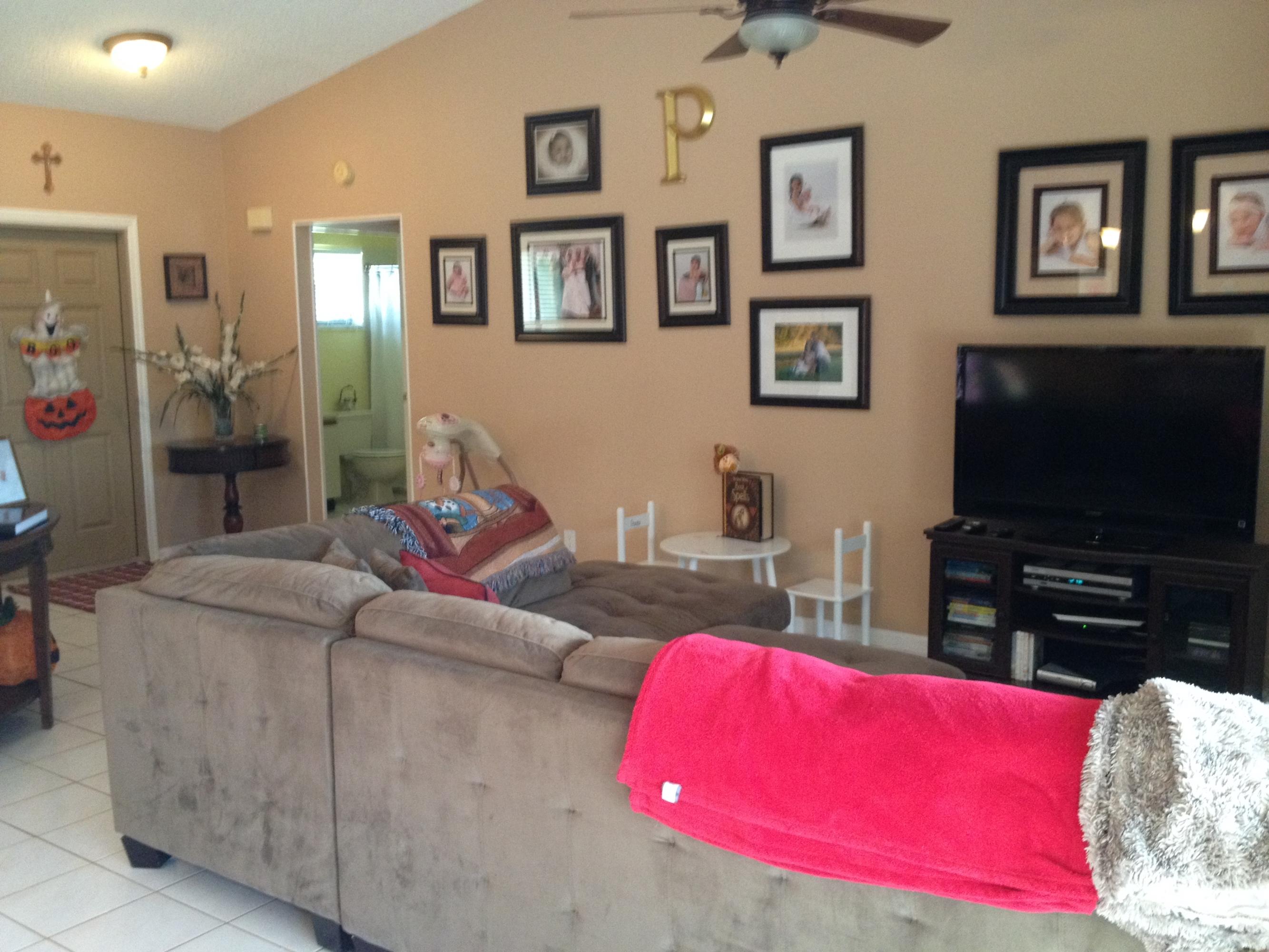 8029 West Country Club Boulevard Boca Raton, FL 33487 - Photo 7 of 28 Living Room 2