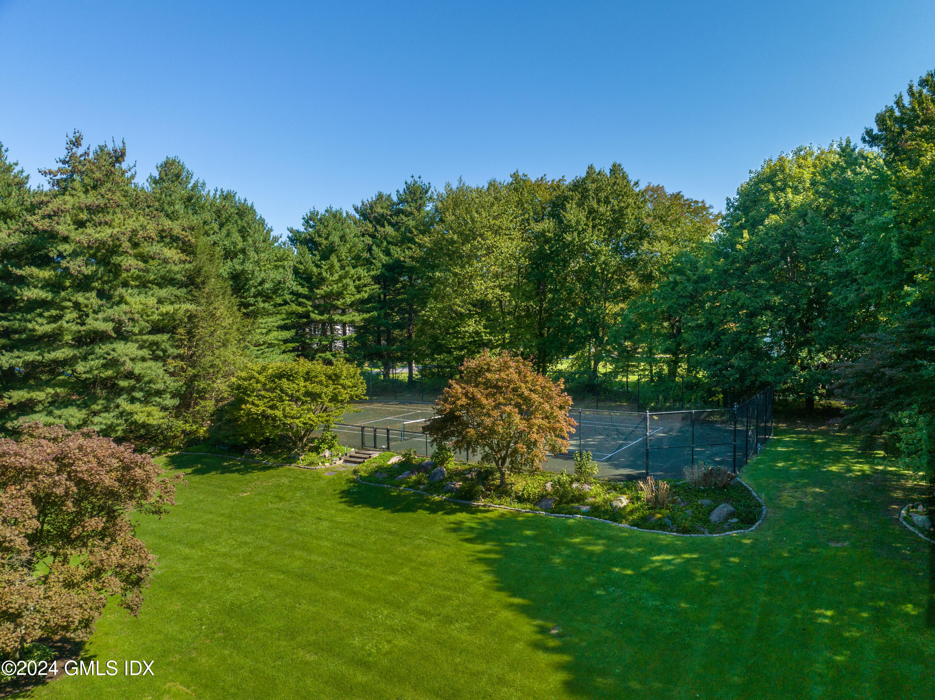 719 Ponus Ridge Road New Canaan, CT 06840 - Photo 32 of 38