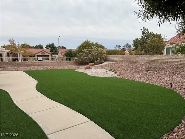 $2,248 | 8505 Gull Drive, Las Vegas, NV 89134