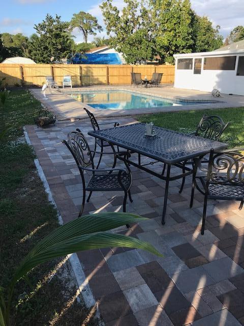 1141 Cheryl Road Haverhill, FL 33417 - Photo 16 of 20 yard