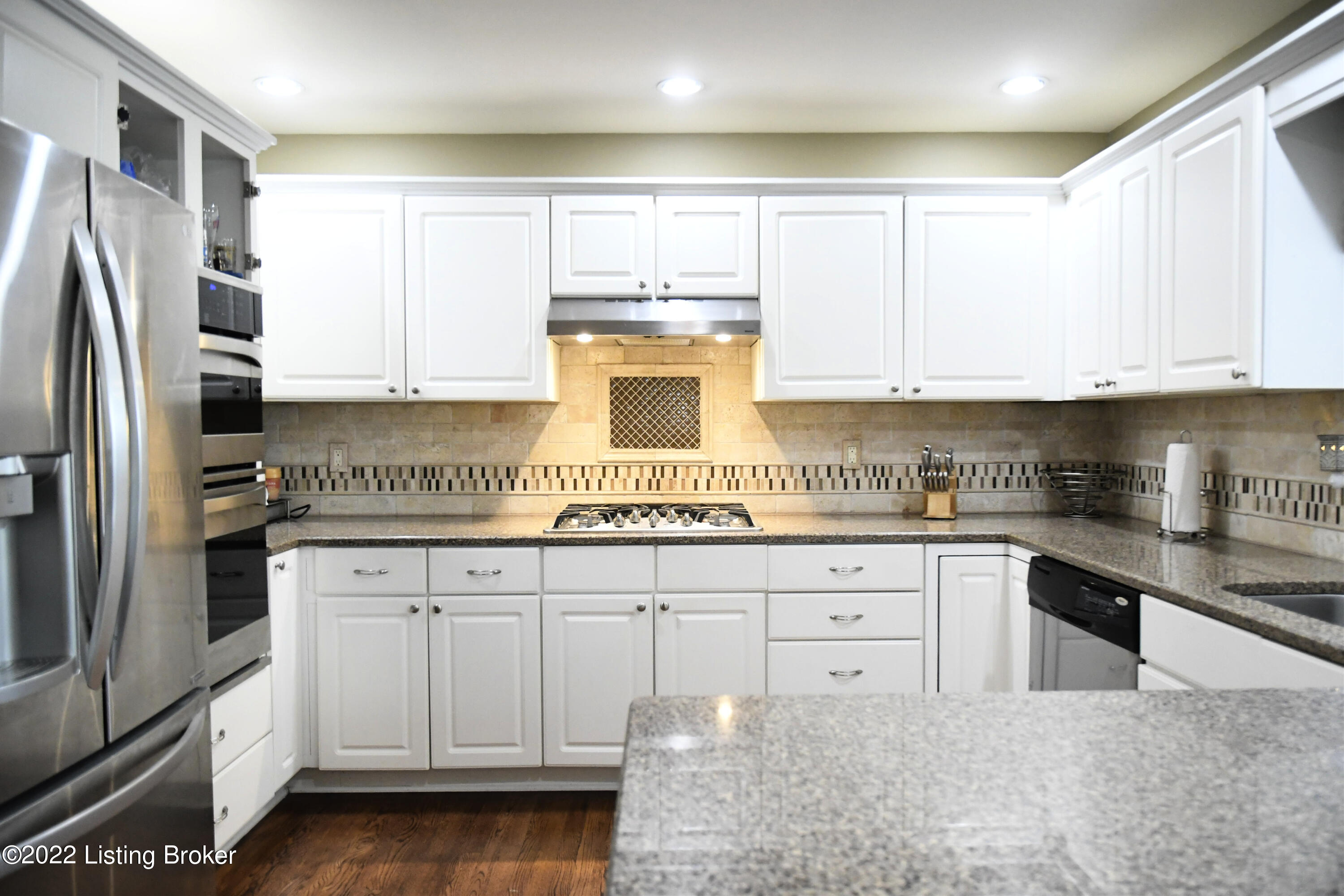 13508 Hunters View Court Prospect, KY 40059 - Photo 13 of 32 12