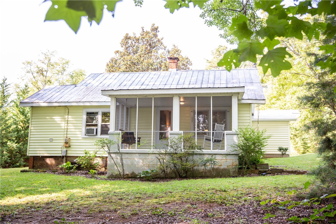 133 Charlie Mitchell Road Walhalla, SC 29691 - Photo 4 of 50 Gallery Image 4