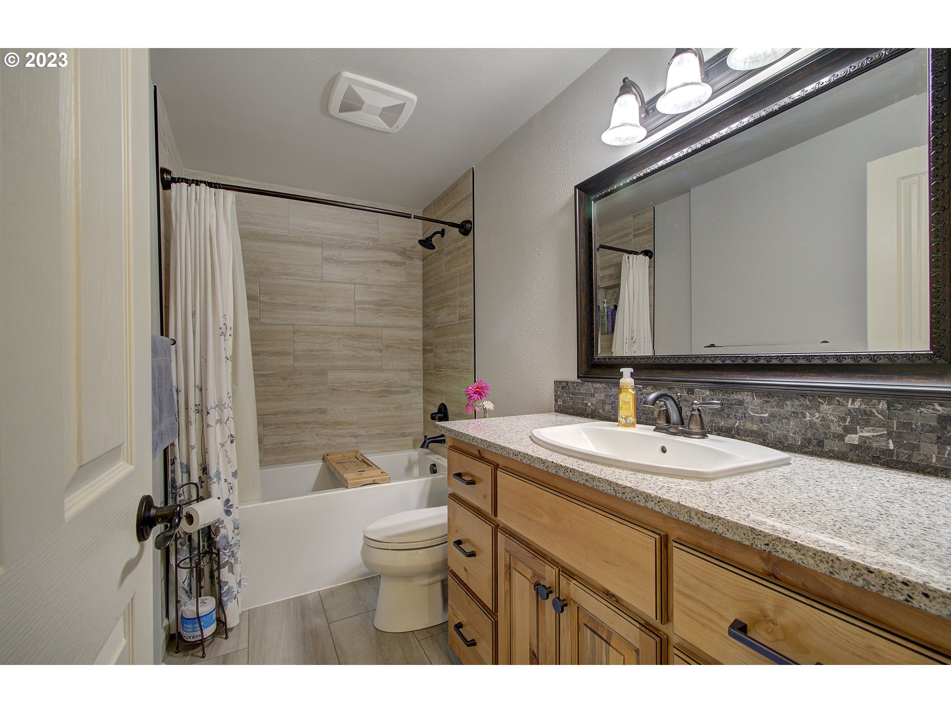 13025 Northeast Prairie Road Brush Prairie, WA 98606 - Photo 30 of 47 a bathroom with a sink and a mirror