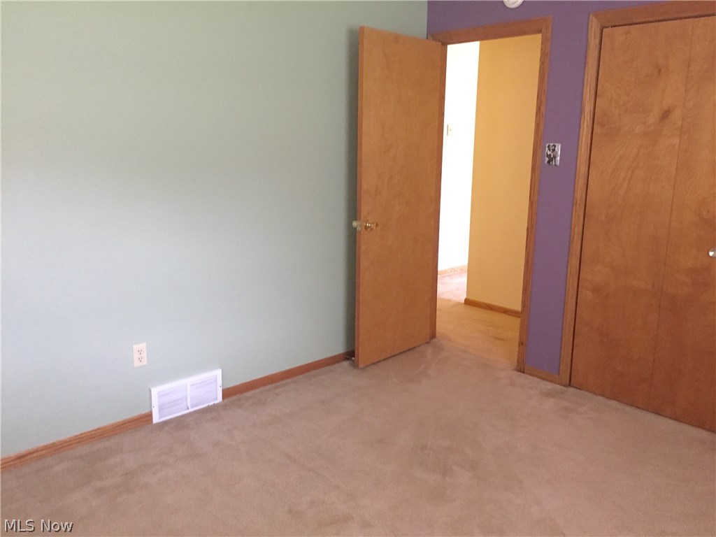 990-992 Heyl Road Wooster, OH 44691 - Photo 3 of 14 Gallery Image 3