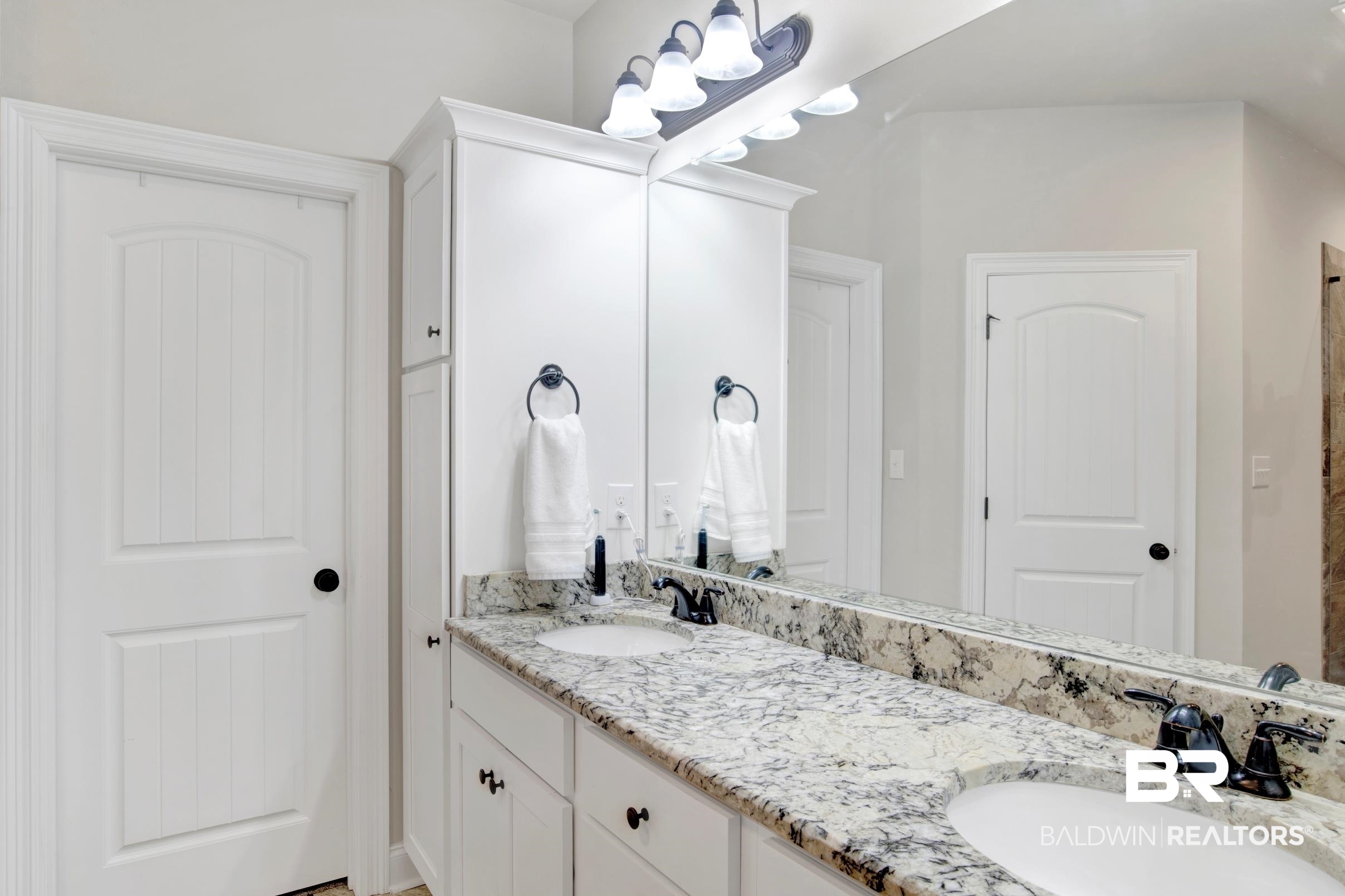 30665 Drayton Court Daphne, AL 36527 - Photo 26 of 28 Primary Bath