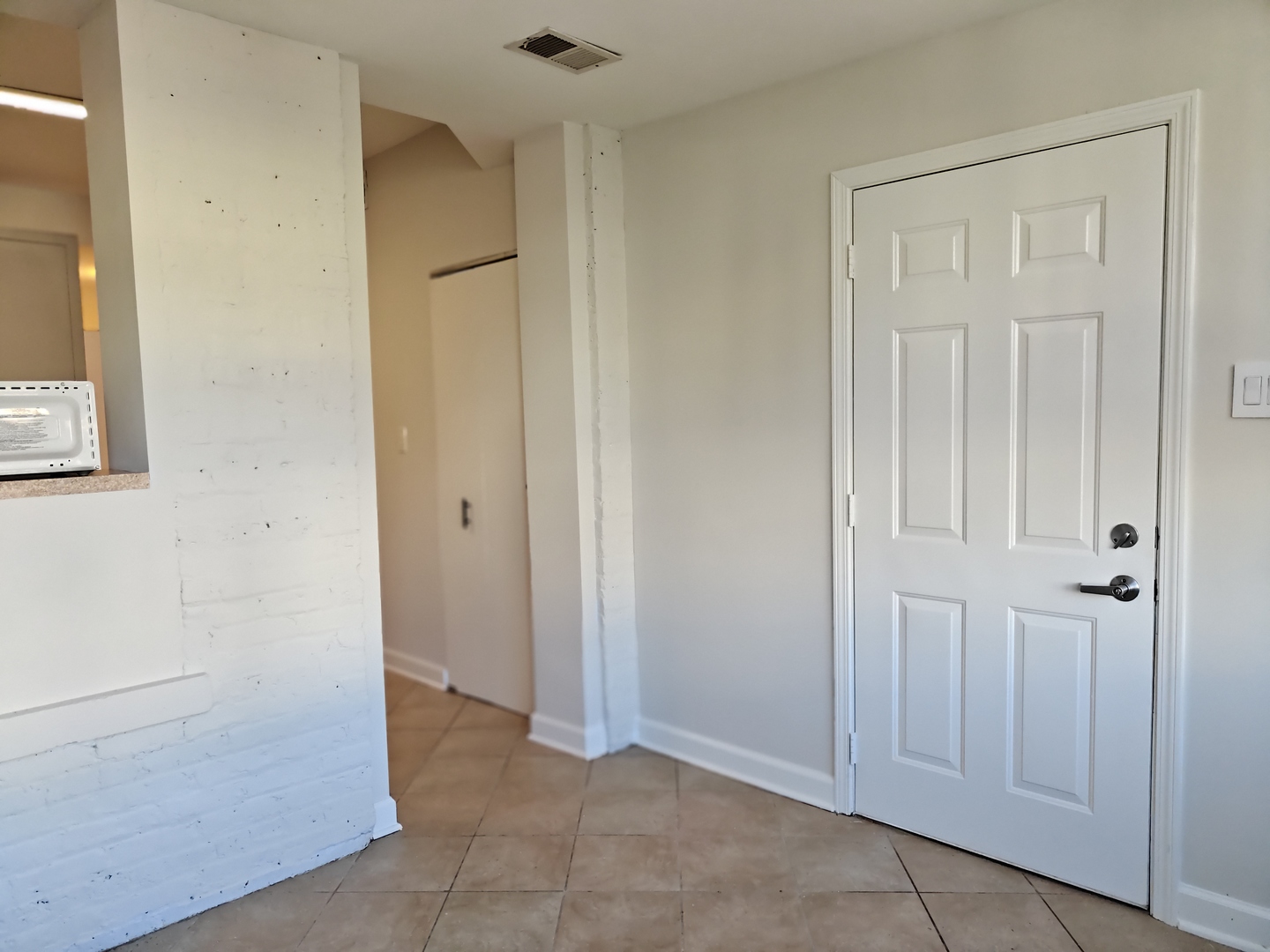 4941 North Drake Avenue, Unit 1 Chicago, IL 60625 - Photo 4 of 19