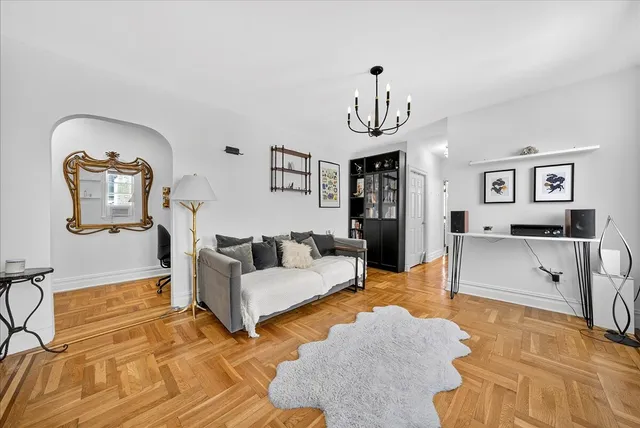 $277,000 | 811 Walton Avenue, Unit F19 | Concourse Village