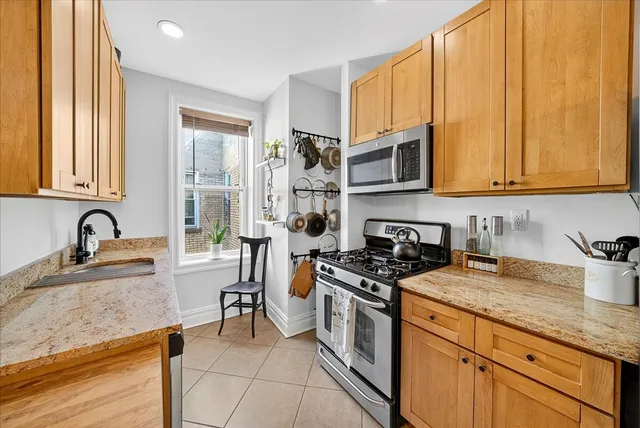 $277,000 | 811 Walton Avenue, Unit F19 | Concourse Village