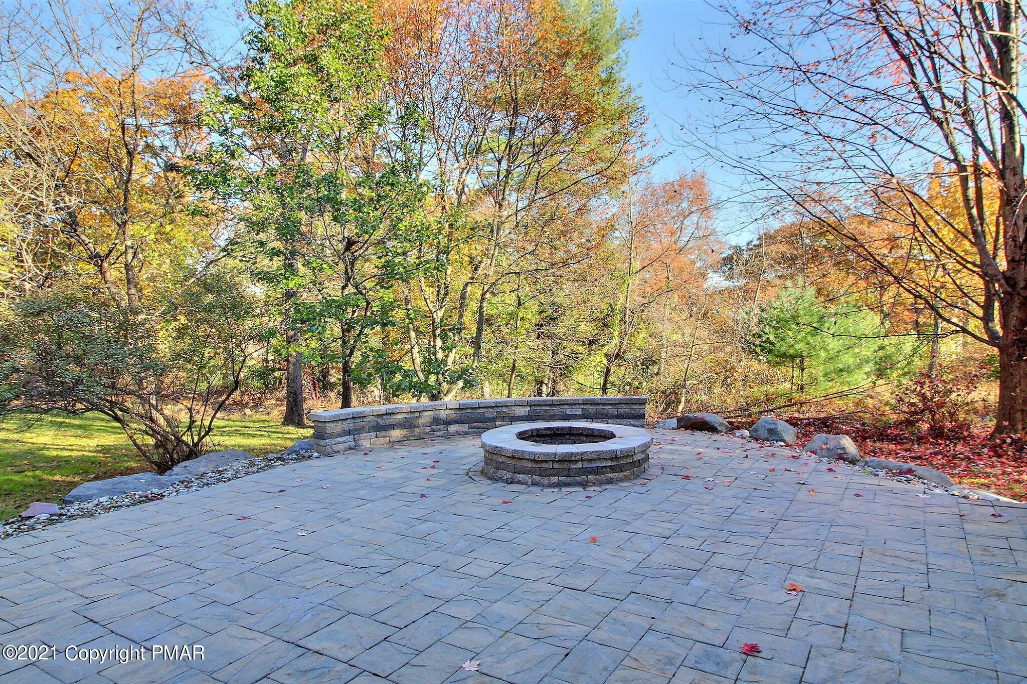 304 Ridge Road Stroudsburg, PA 18360 - Photo 27 of 29 Patio and Firepit