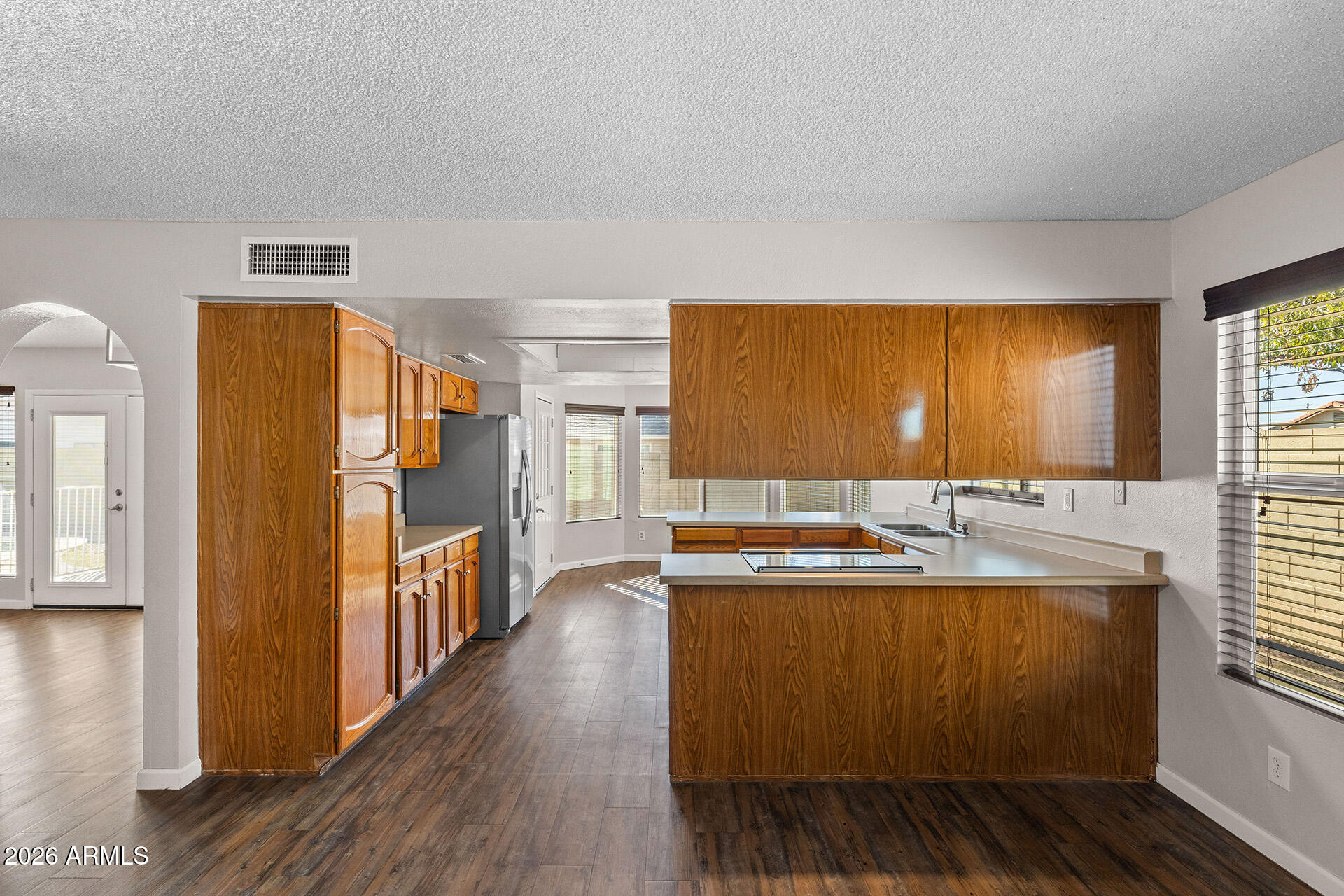 7267 West Charter Oak Road Peoria, AZ 85381 - Photo 21 of 48 18