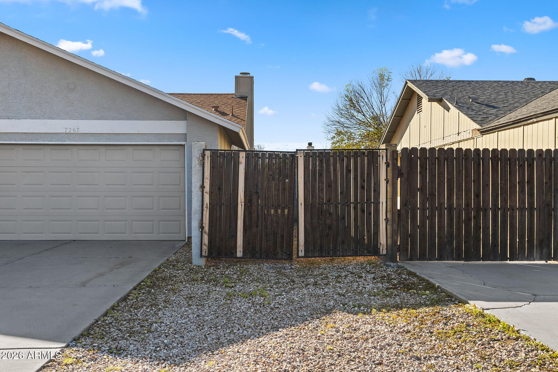 7267 West Charter Oak Road Peoria, AZ 85381 - Photo 9 of 48 04