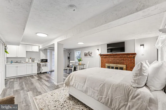 $3,250 | 3409 Southern Avenue Southeast, Suitland, MD 20746