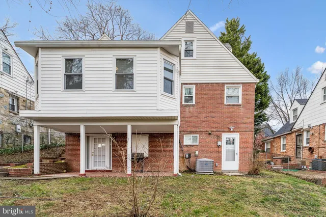 $3,250 | 3409 Southern Avenue Southeast, Suitland, MD 20746
